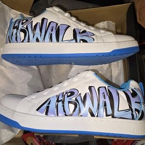 Airwalk sneakers nwt